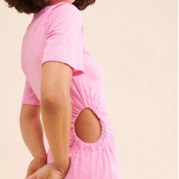 Anthropologie Dresses & Skirts - Anthropologie Stateside Cut Out T-Shirt dress in pink size small